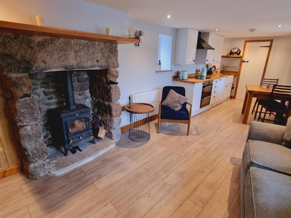 Pass The Keys Charming 19Th Century Country Cottage For 2 Guests إكزيتر المظهر الخارجي الصورة