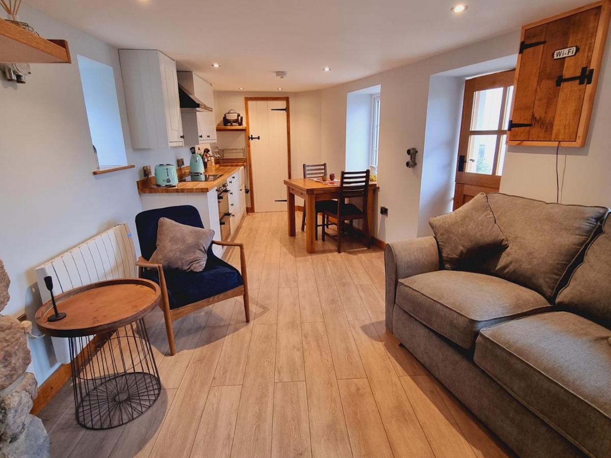 Pass The Keys Charming 19Th Century Country Cottage For 2 Guests إكزيتر المظهر الخارجي الصورة